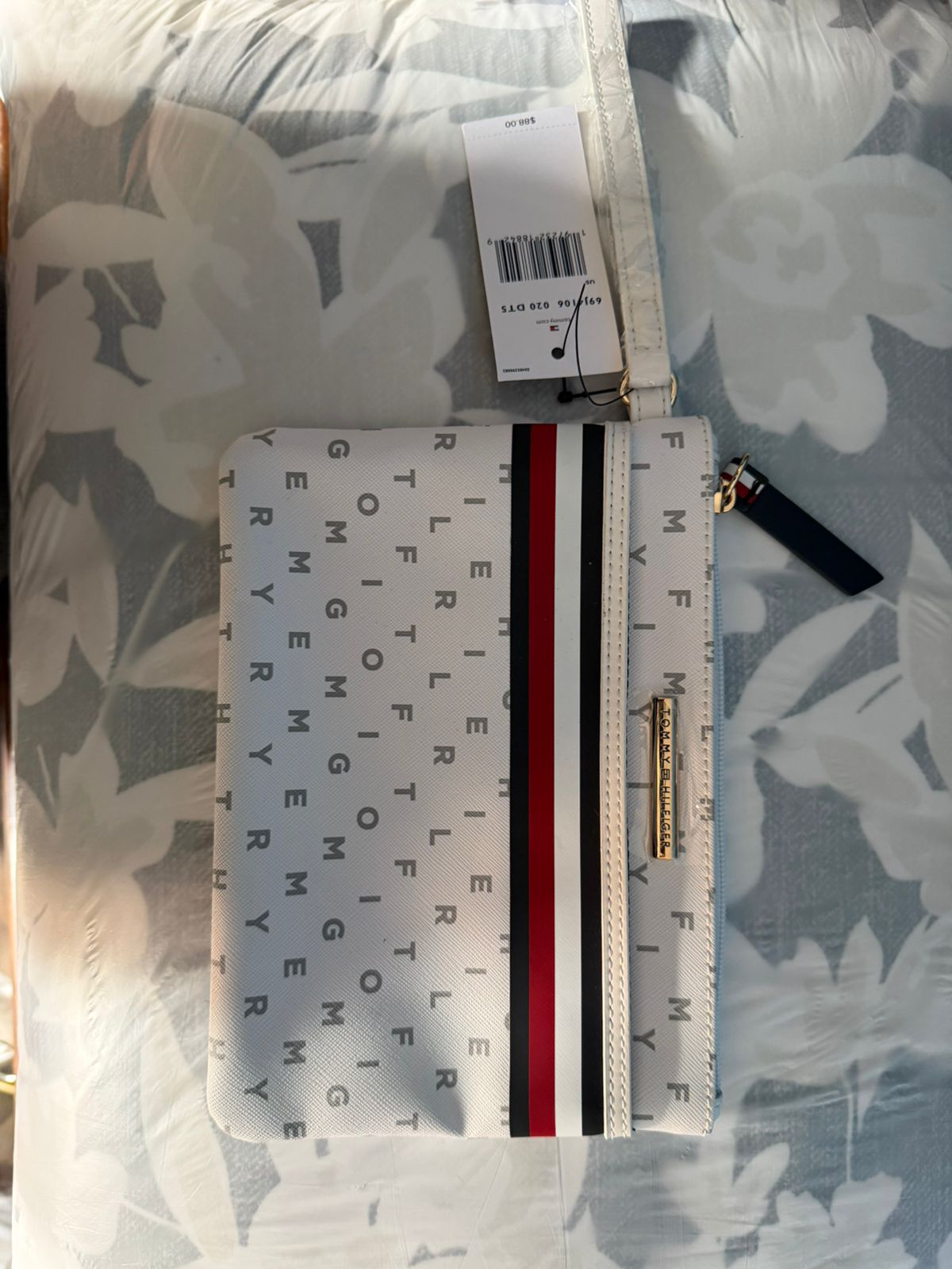 Tommy Hilfiger